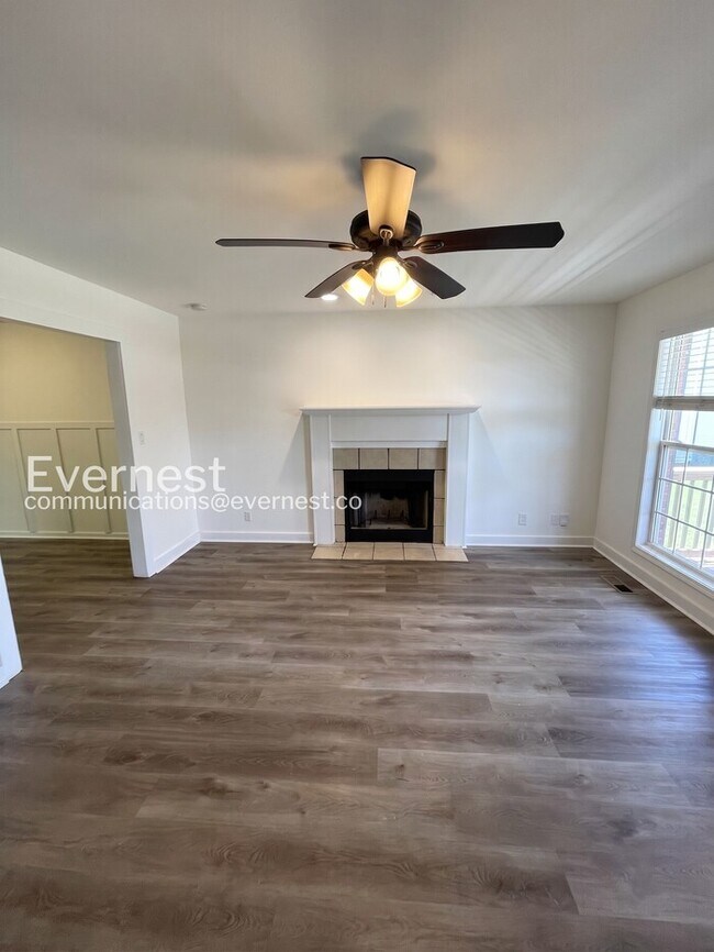 Building Photo - 2503 Elkmont Dr