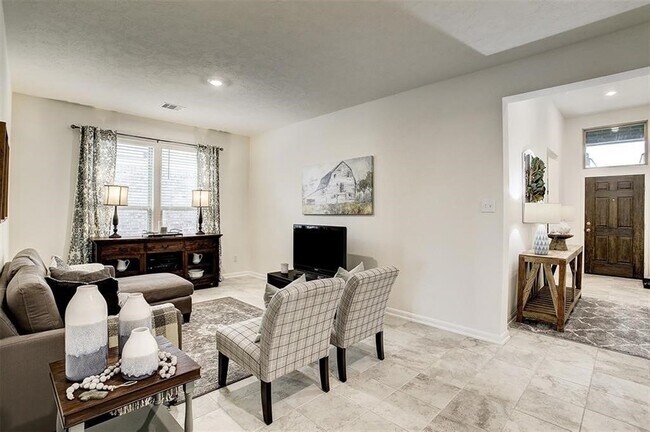 Building Photo - 28522 Buffalo Fork Ln