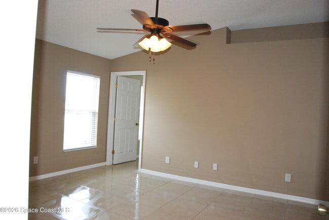 Building Photo - 4461 Manchester Dr