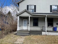 Building Photo - 519 Lyndal St