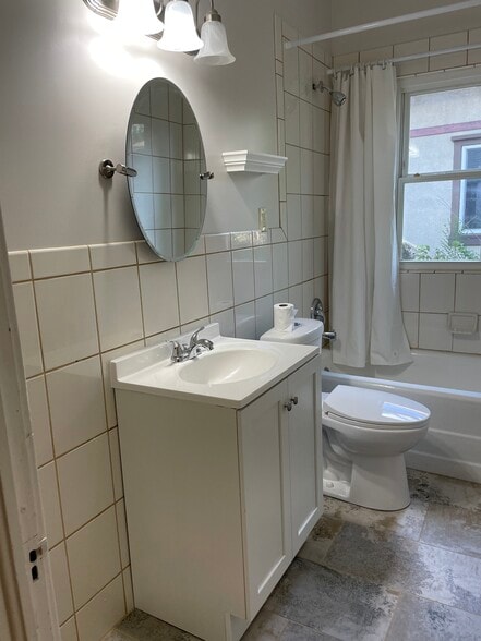 Bathroom - 3229 22nd Ave S