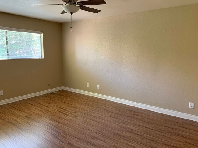 Building Photo - 5005 Collwood Way