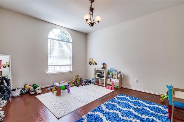 Building Photo - 4323 Kettering Dr
