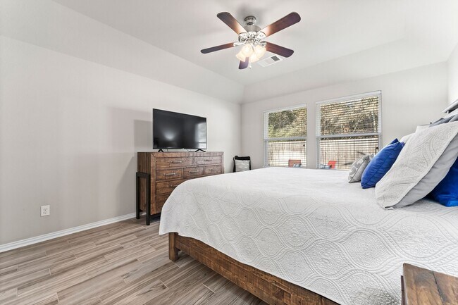 Building Photo - 3815 Wright's Landing Dr