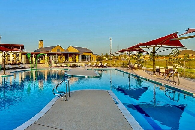 Building Photo - 4025 Meadow Bluff Way