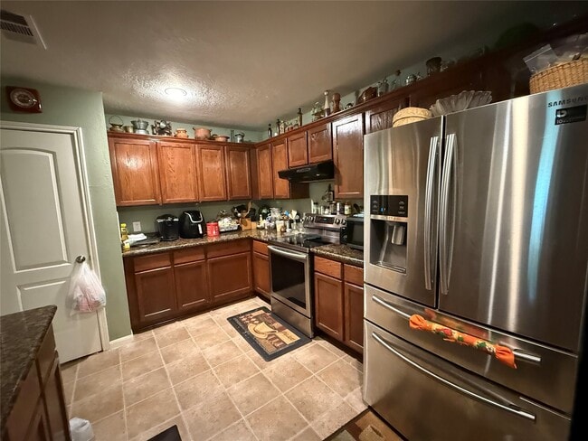 Primary Photo - 1166 Manak Rd