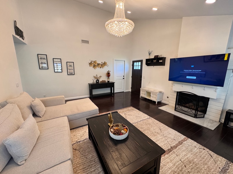 Building Photo - 11686 Mindanao St