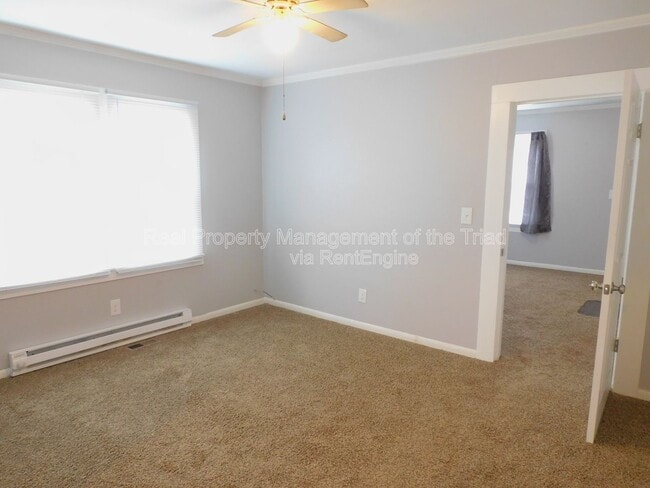 Building Photo - 201 Sheppard St