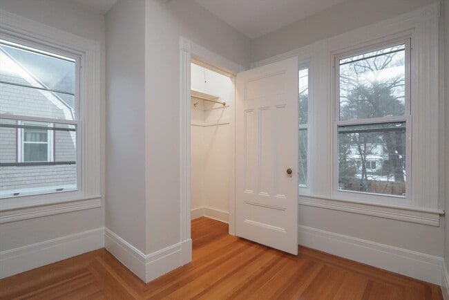 Building Photo - 61 Washington Rd