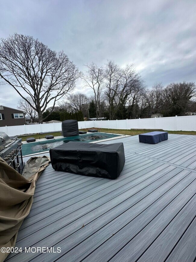 Building Photo - 46 Hilltop Rd