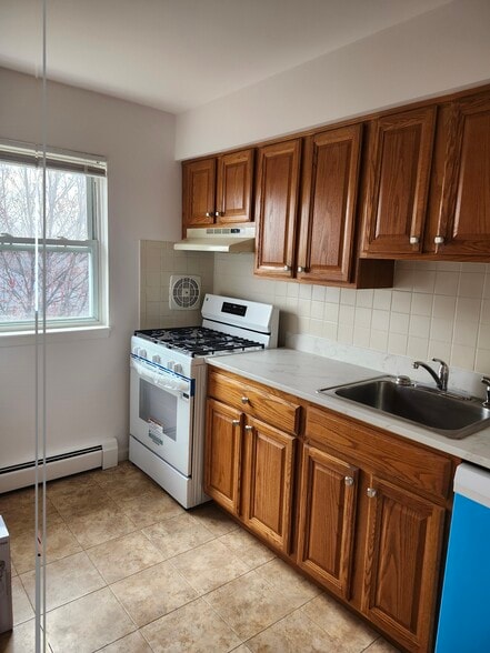 Building Photo - 2467 NJ-10