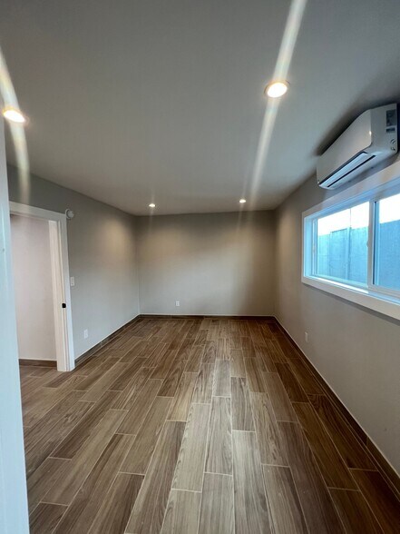 Building Photo - 20301 Cohasset St