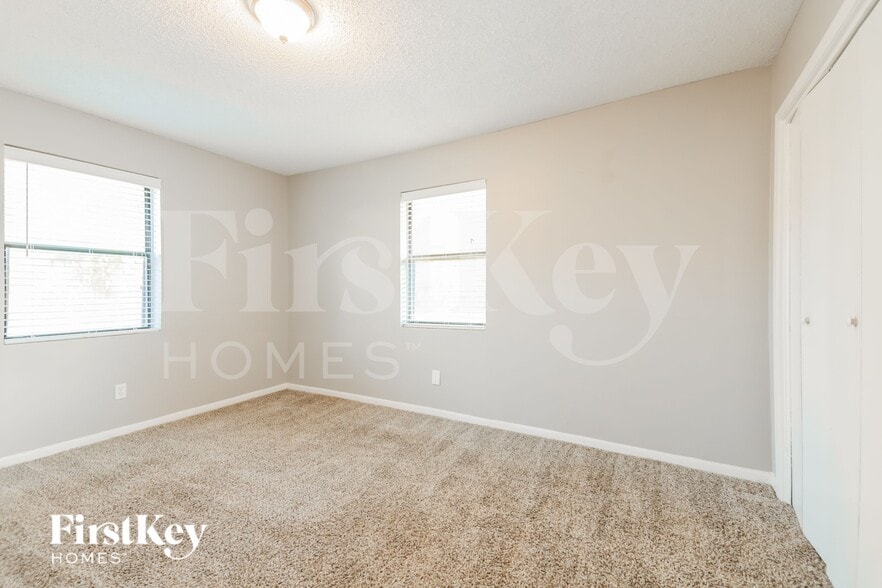 Building Photo - 2813 Silver Meadow Ln