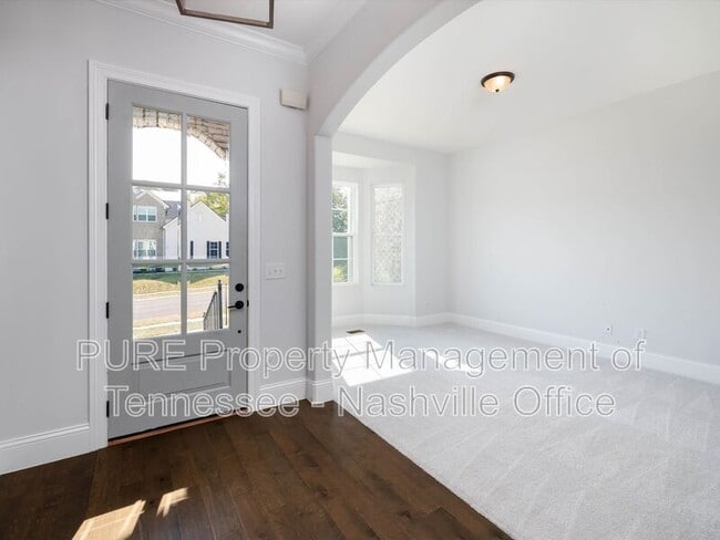 Building Photo - 631 Silva Ln