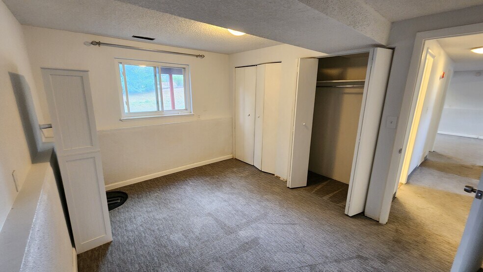 Bedroom 4 - 2228 Fernwood Drive