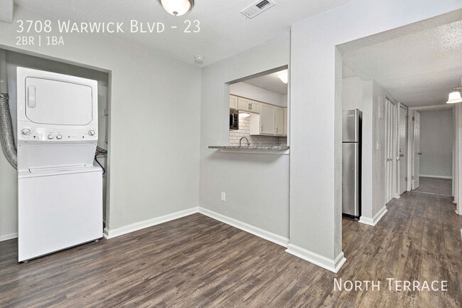 Building Photo - 3708 Warwick Blvd