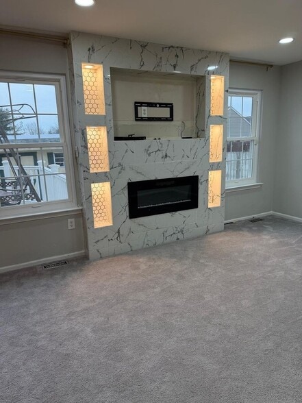 Building Photo - 143 Sweetbay Ln