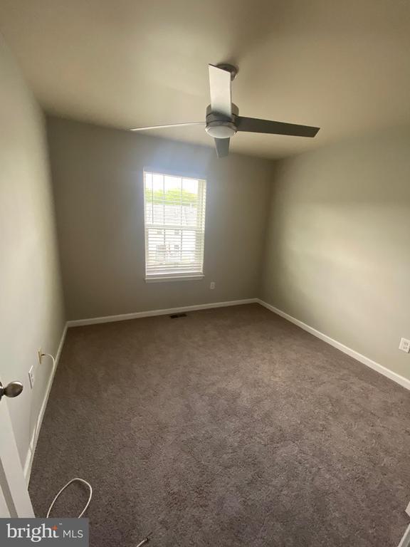 Building Photo - 640 Jacobsen Cir