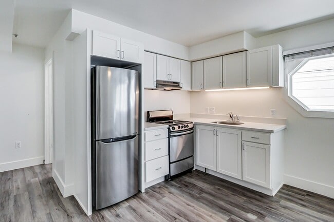 Floorplan - The Rose on Bond