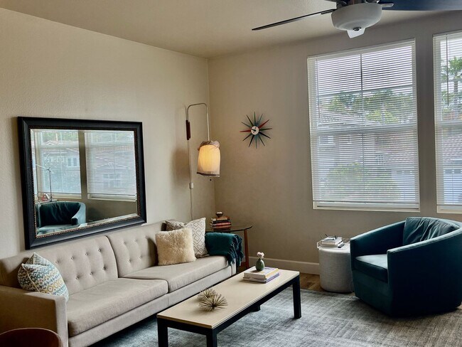 Building Photo - Unfurnished 1 Bedroom with AC and Private ...