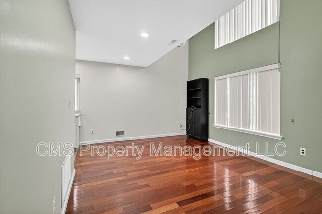 Building Photo - 34 Jeffrey Cir