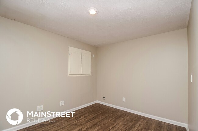 Building Photo - 6426 Chouteau St