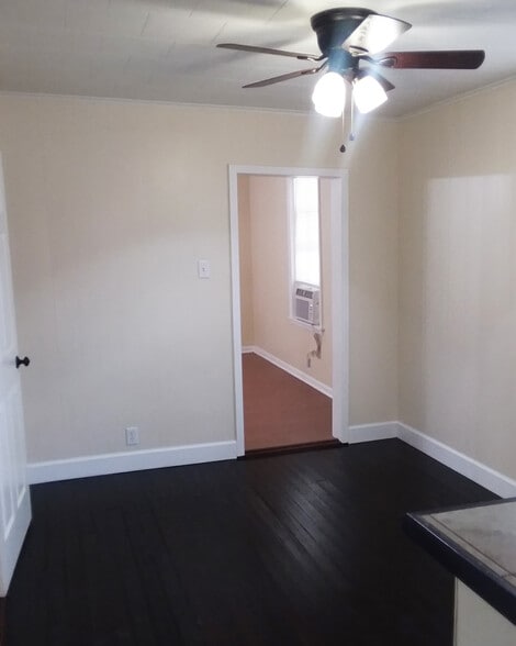 Dining Area - 240 Beauregard St