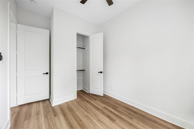 Building Photo - 1046 Marjorie St