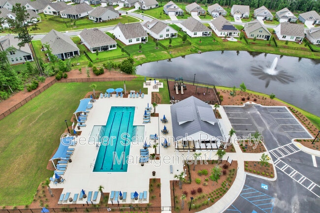 Building Photo - 105 Cole St