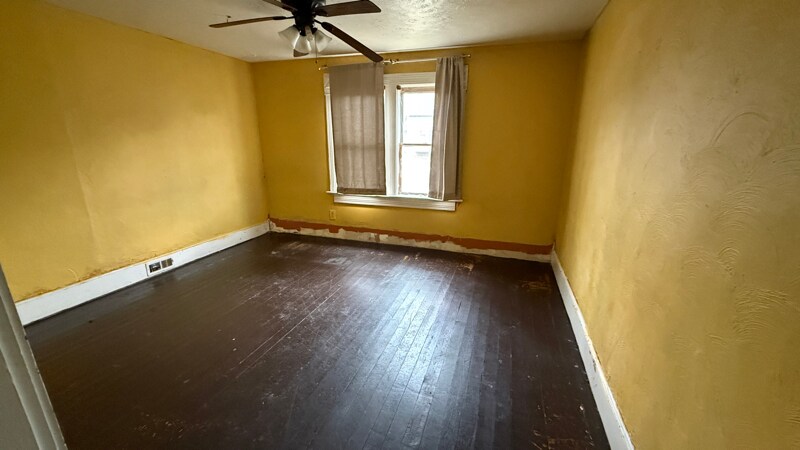 Building Photo - 41 W Main St