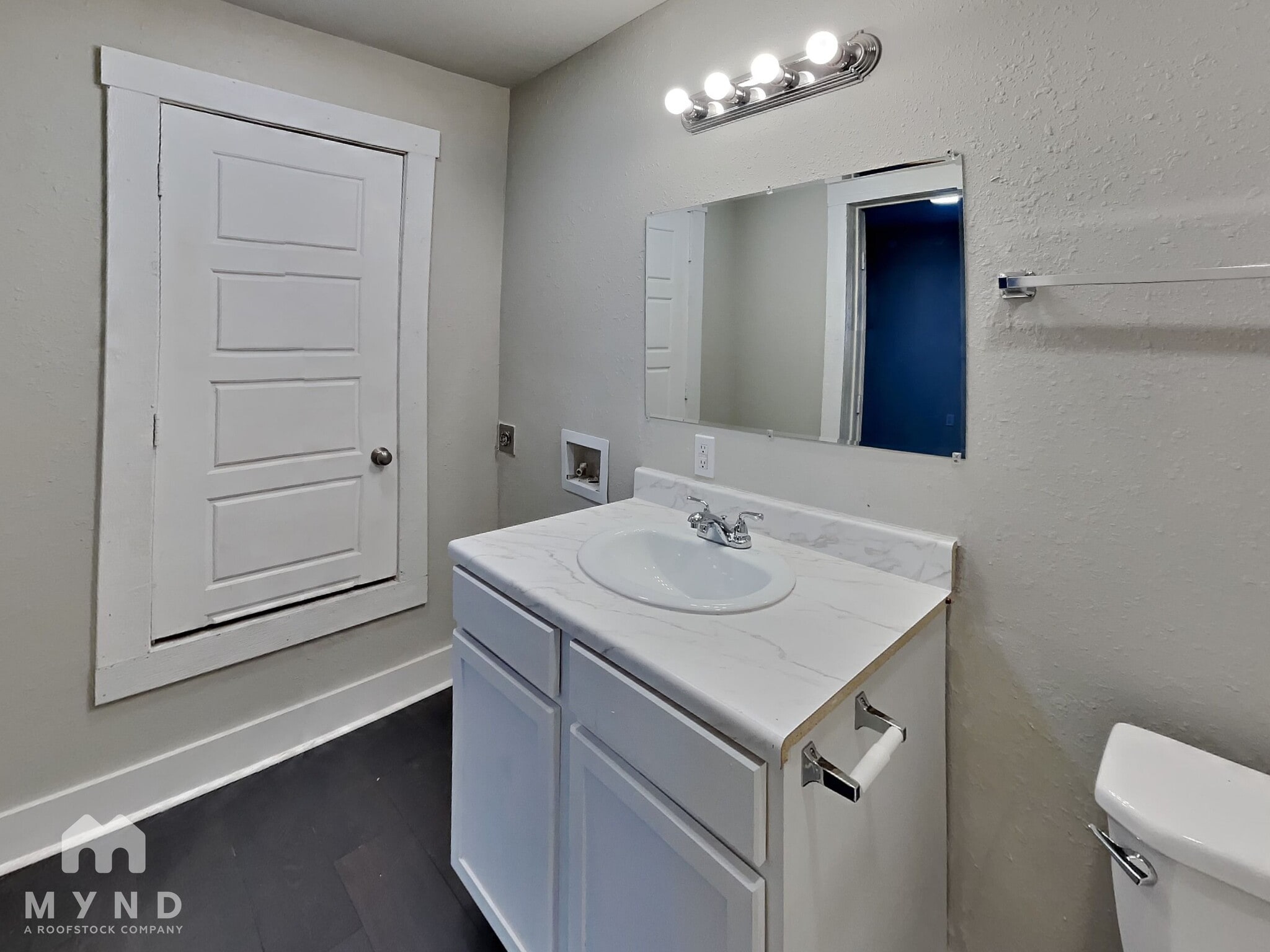 Building Photo - 2208 Avenue U A Ave