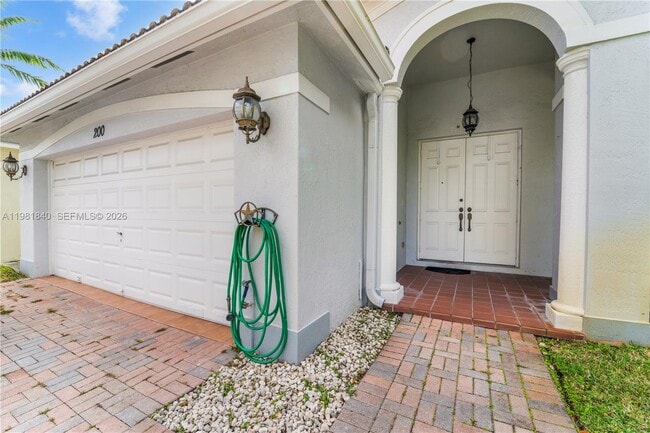 Building Photo - 200 SW 87th Path