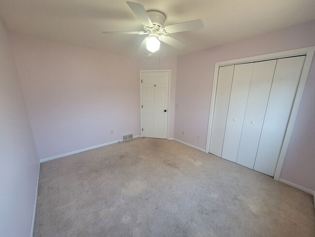 Building Photo - 2255 Vesterheim St