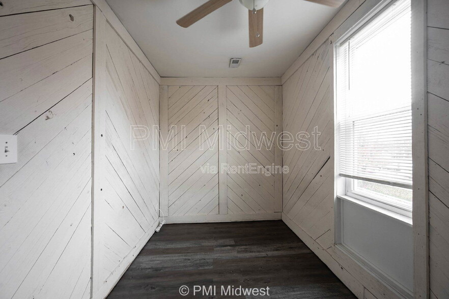 Building Photo - 411.5 S East St