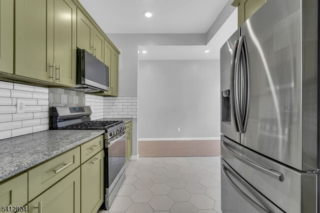 Building Photo - 123 Dodd St