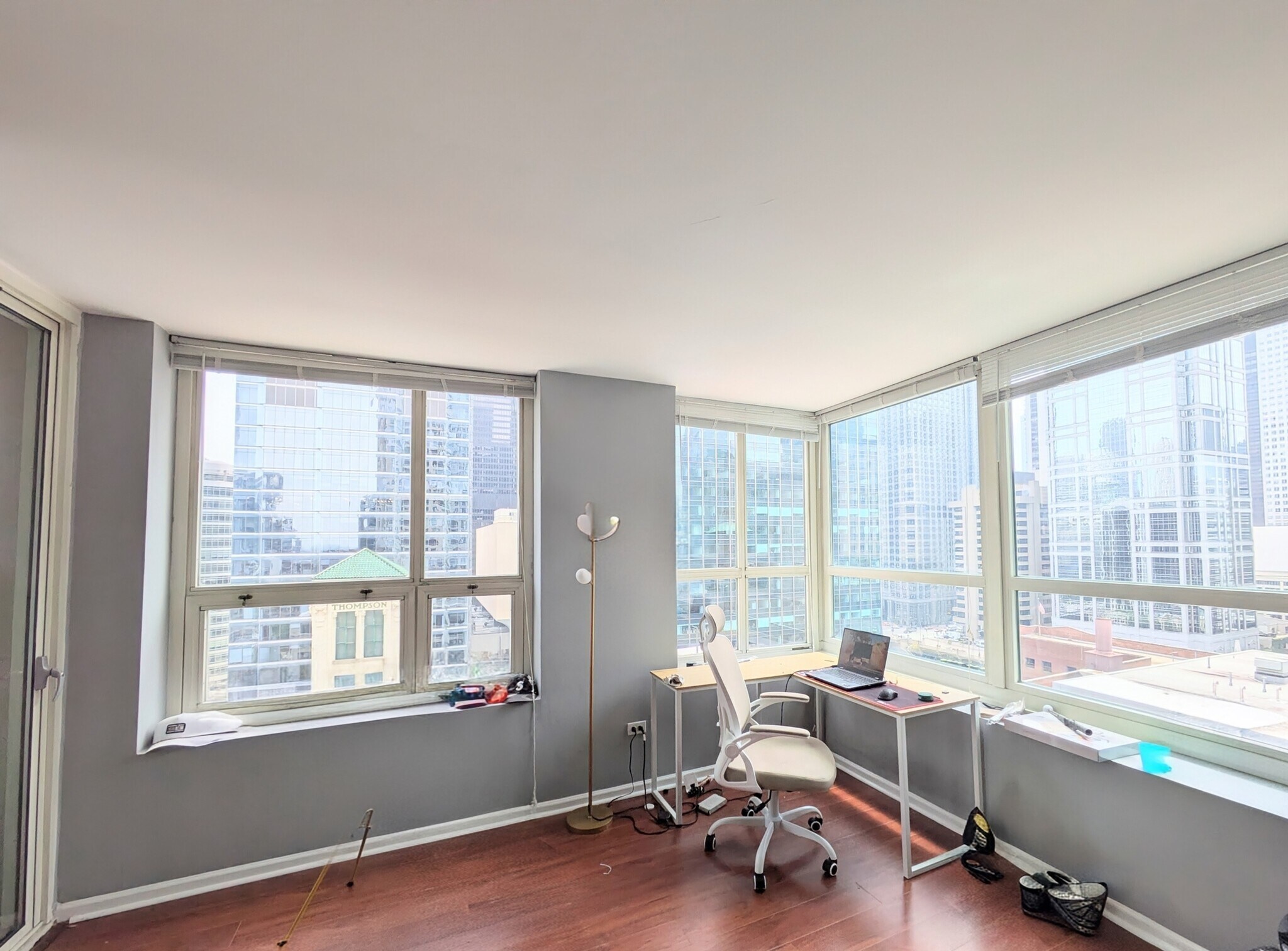 Building Photo - 345 N La Salle Dr