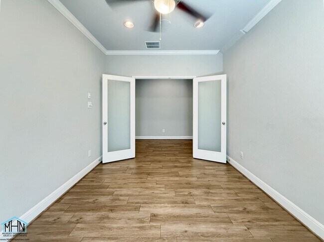 Building Photo - 8720 Indian Bluff