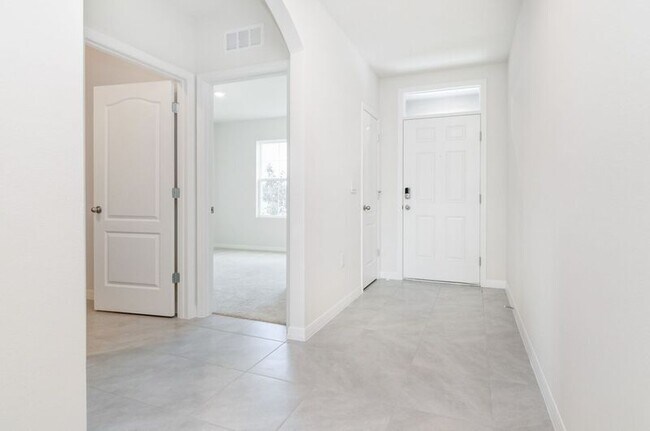 Building Photo - 2759 Sunnyvale St