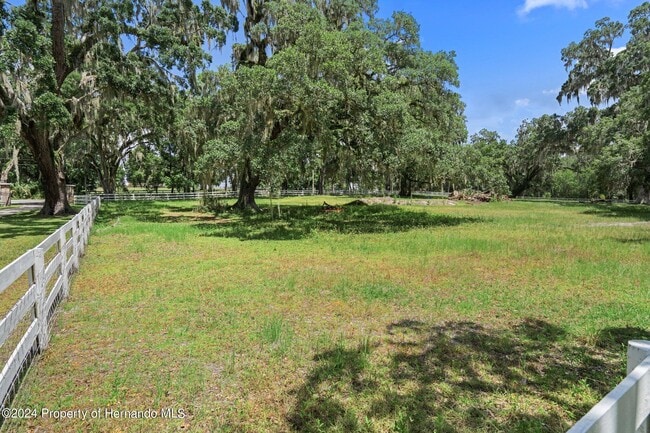 Building Photo - 7001 Griffin Rd