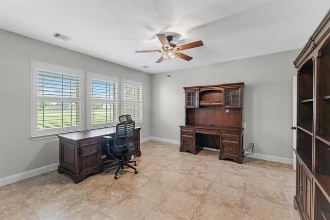 Building Photo - 4857 Dutton Lake Dr