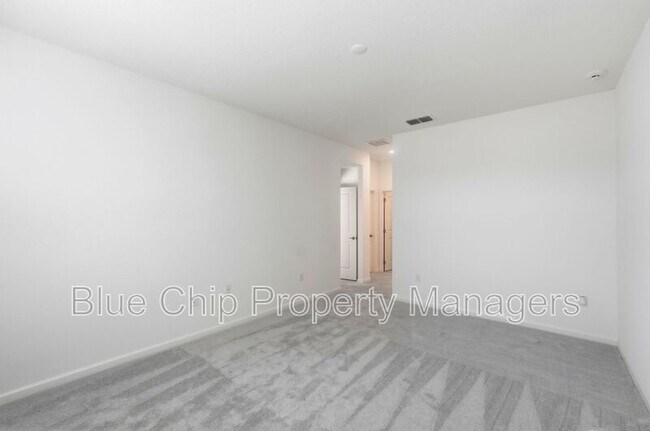 Building Photo - 211 Ballo Dr