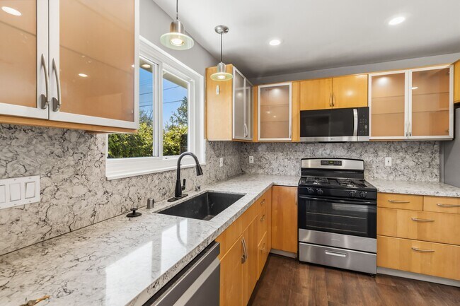 Building Photo - 23020 Haynes St