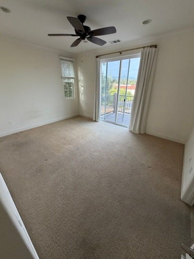 Building Photo - Beautiful home for rent in Atascadero