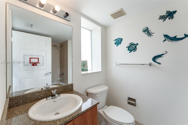 Building Photo - 630 85th St