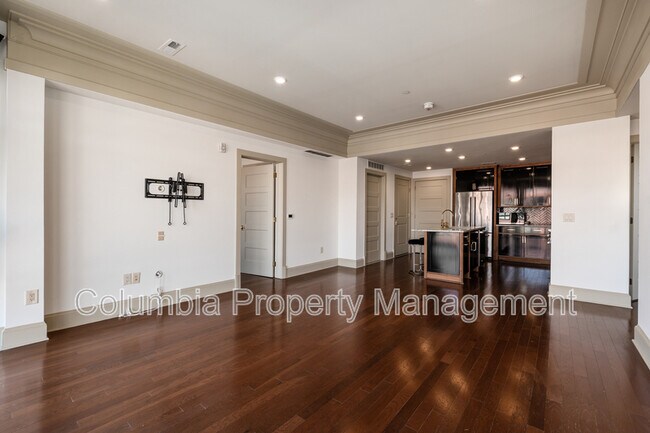 Building Photo - 1301 H St NE