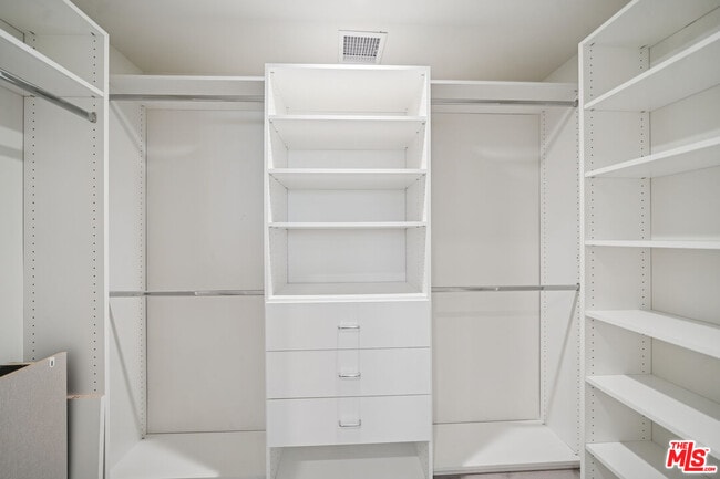 Building Photo - 1051 S Corning St