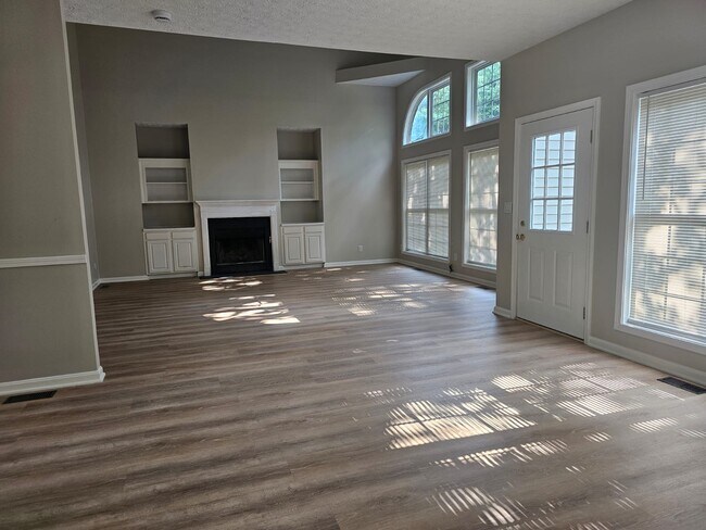 Building Photo - 4514 New Hopewell Rd