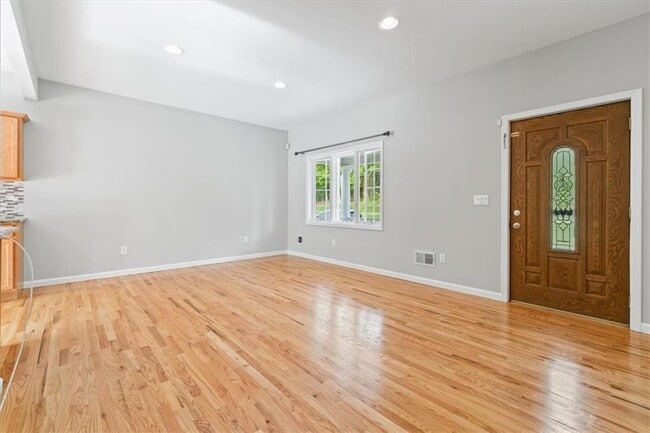 Building Photo - 436 Jessup Rd