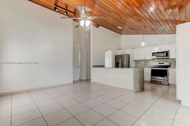 Building Photo - 14221 SW 106th Terrace