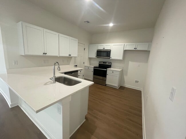 Building Photo - 11309-11311 W 35th St S